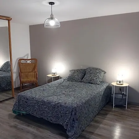 アパート 51 Chez Patricia La Neuville-aux-Bois