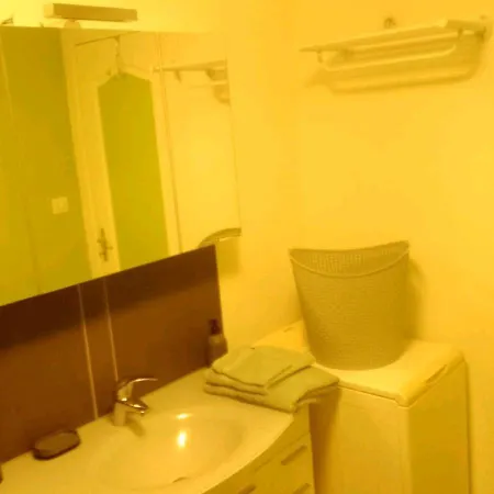 51 Chez Patricia アパート La Neuville-aux-Bois