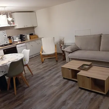 アパート 51 Chez Patricia *