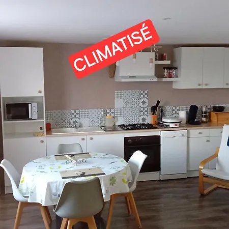51 Chez Patricia *